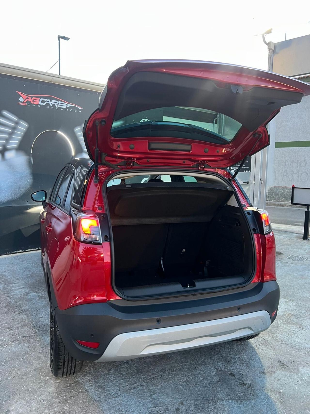 Opel Crossland 1.2 Turbo 12V 110 CV Start&Stop Design & Tech