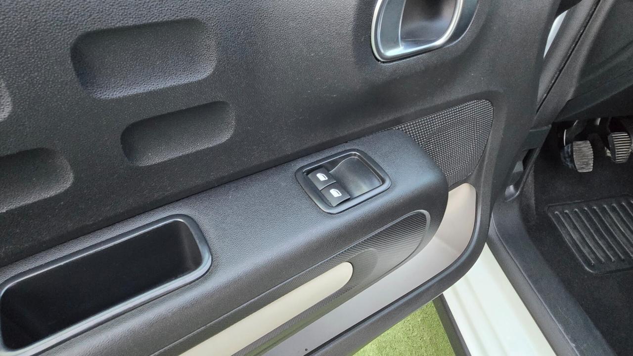 Citroen C3 BlueHDi 100 S&S Feel AUTOCARRO N1