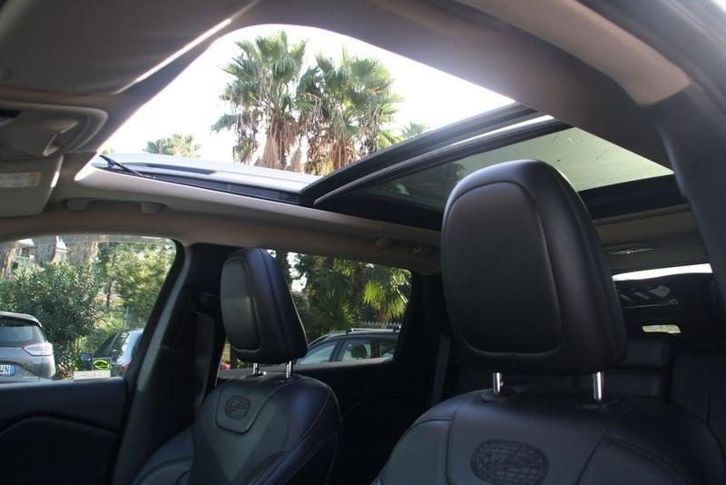 Jeep Cherokee Cherokee 2.2 Mjt II 4WD Active Drive II Overland