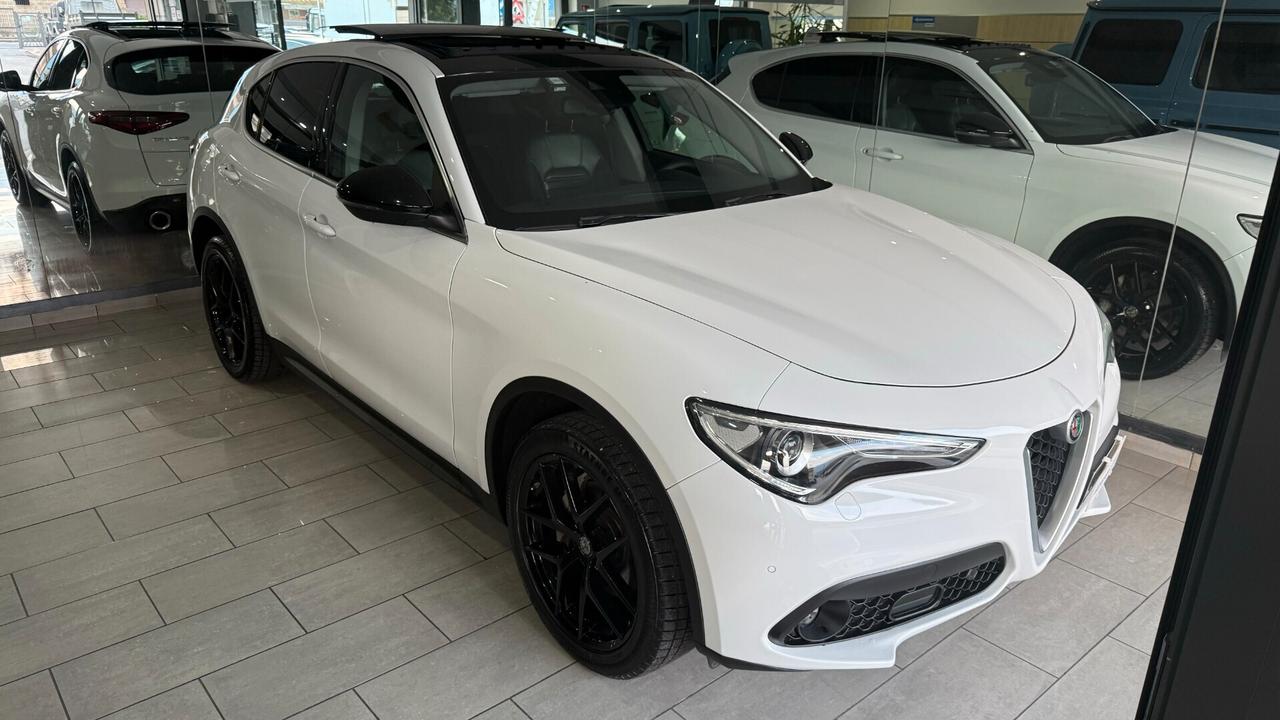 ALFA ROMEO STELVIO TETTO APRIBILE