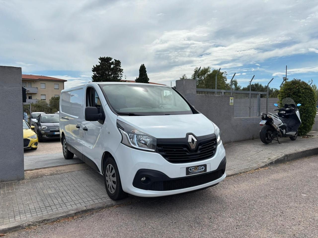 RENAULT TRAFIC 1.6 DIESEL