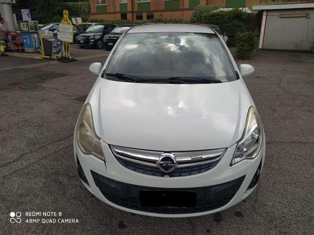 Opel Corsa Corsa 5p 1.2 Club Gpl-tech 85cv
