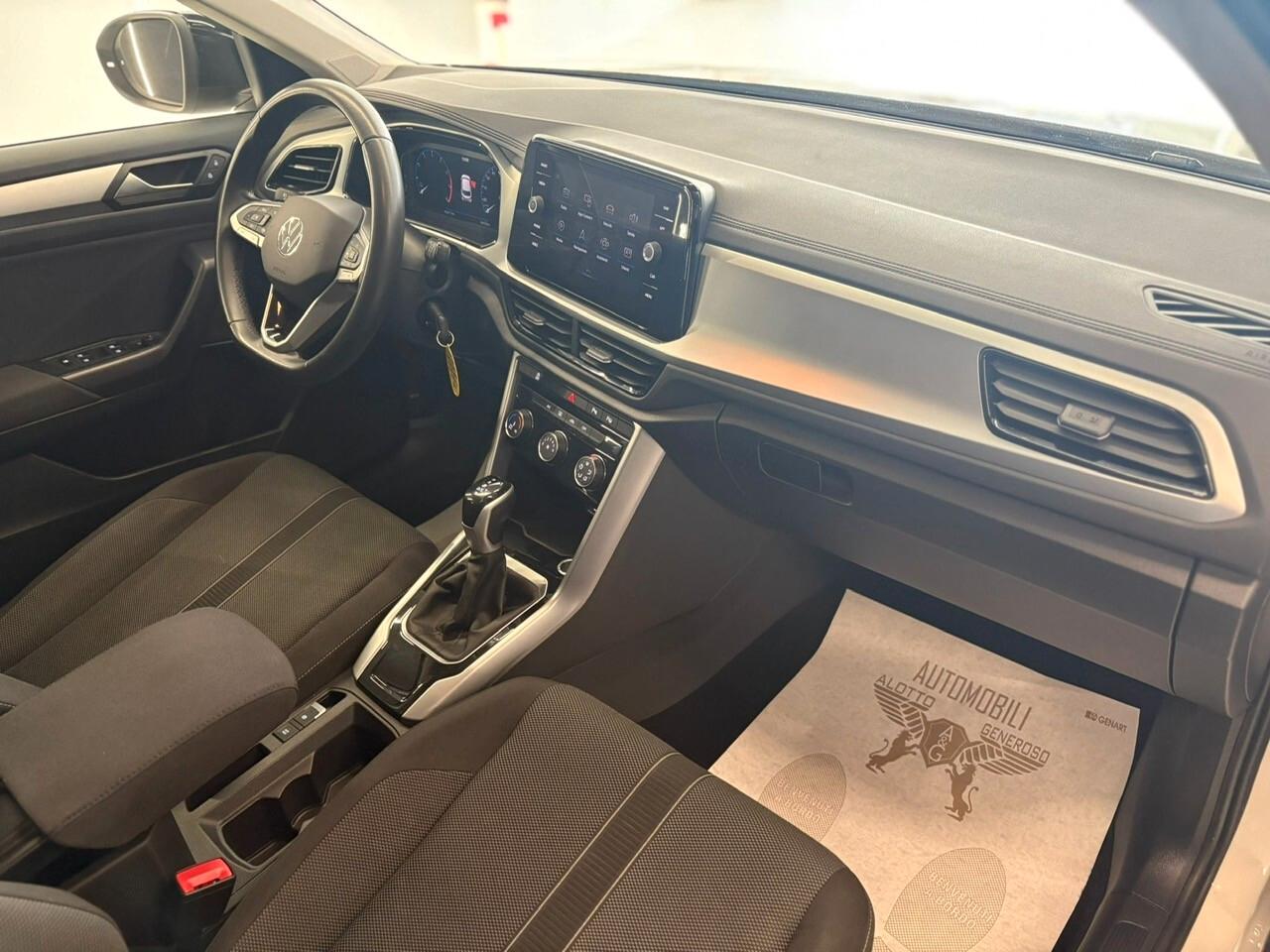 Volkswagen T-Roc 1.5 TSI 150 CV DSG 28.000 KM 2023