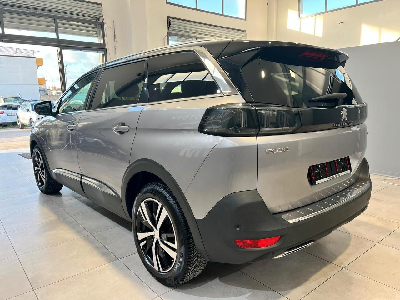 Peugeot 5008 BlueHDi 130 S&S EAT8 GT