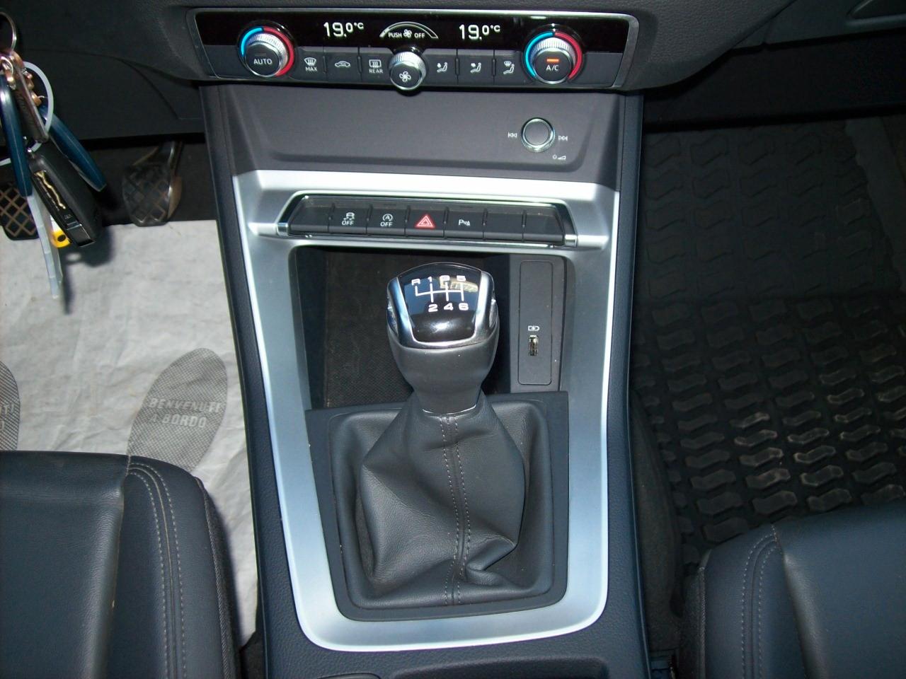 Audi Q3 35 TDI quattro Business Advanced