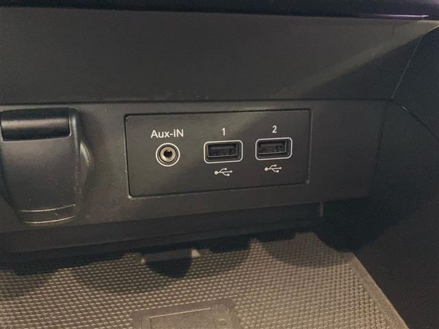 RENAULT Clio 5 Porte 1.6 E-Tech full hybrid 145cv Techno A