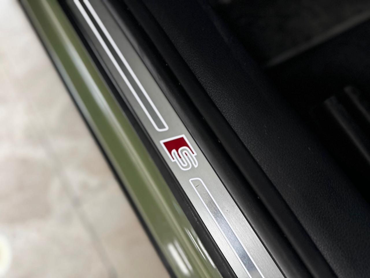 Audi Q2 30 TDI S tronic / line Edition/ EDITION ONE