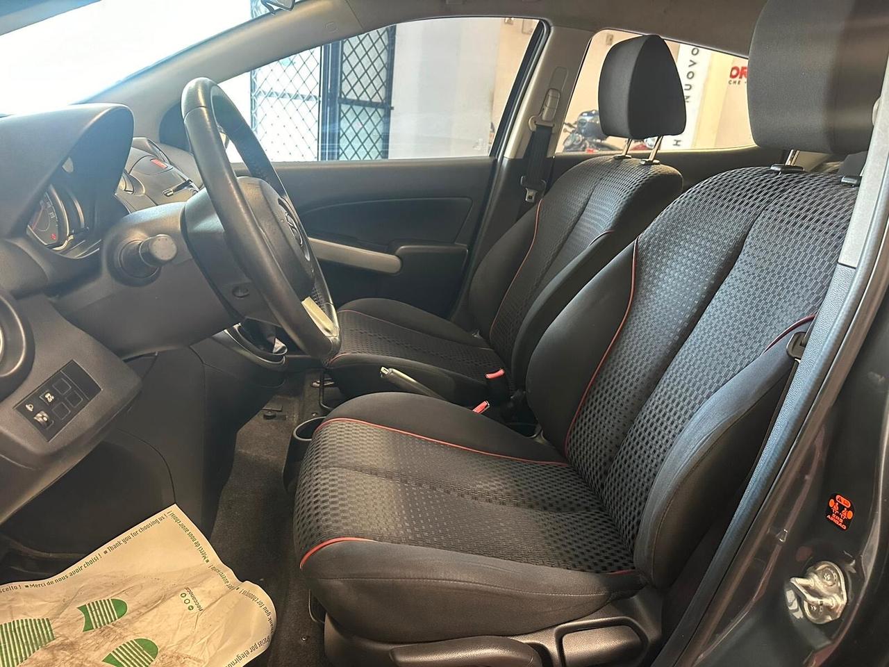 Mazda 2 1.3 16V 75CV 5p. Trendy