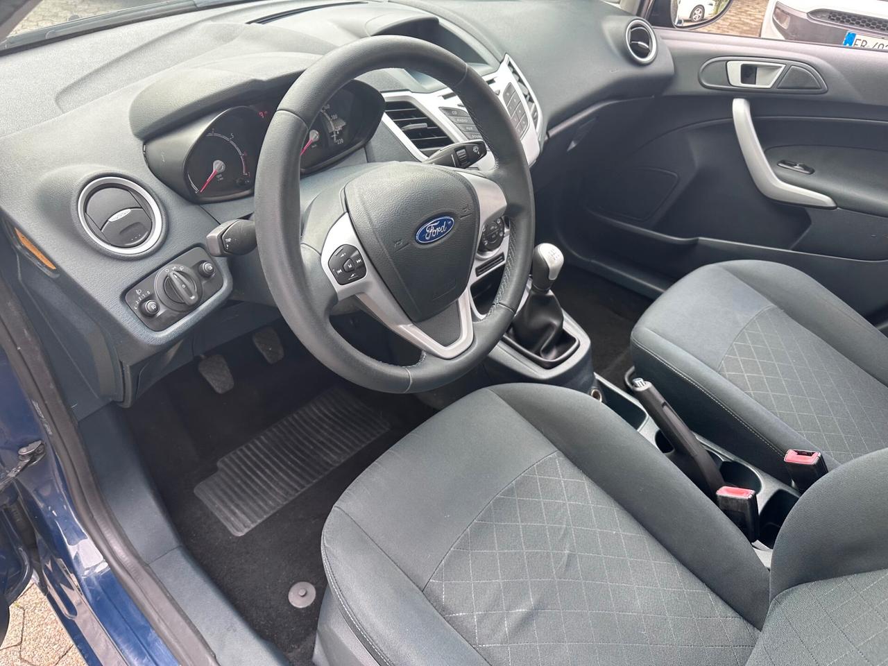 Ford Fiesta Ikon 1.2 60CV 5 porte