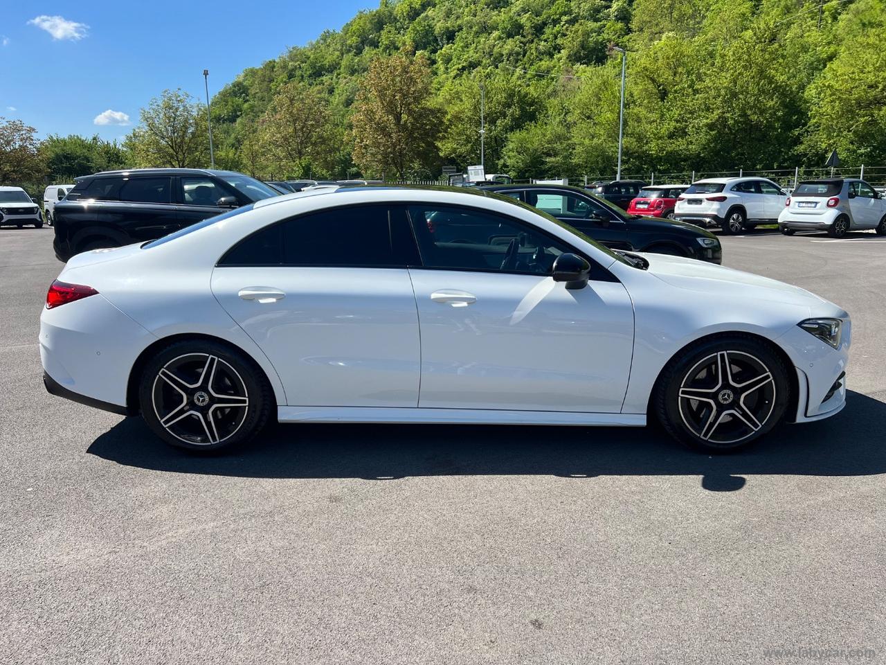 MERCEDES-BENZ CLA 200 d Automatic Premium