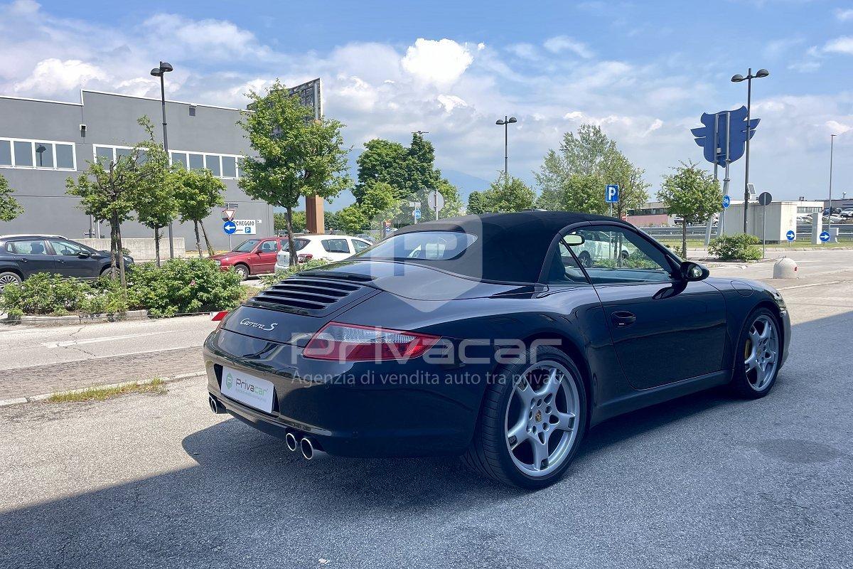 PORSCHE 911 Carrera Cabriolet