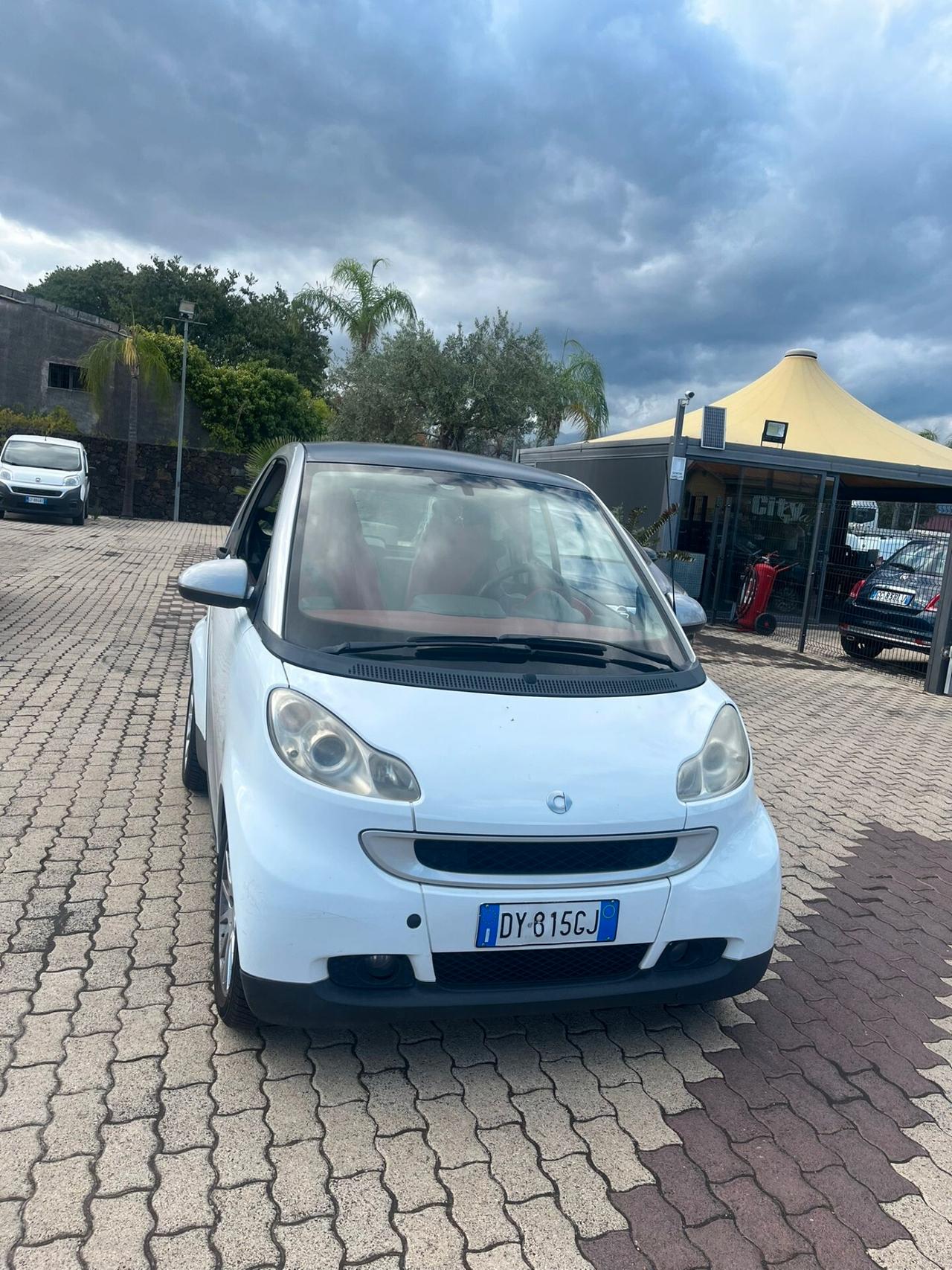 Smart ForTwo 1000 52 kW MHD coupé passion