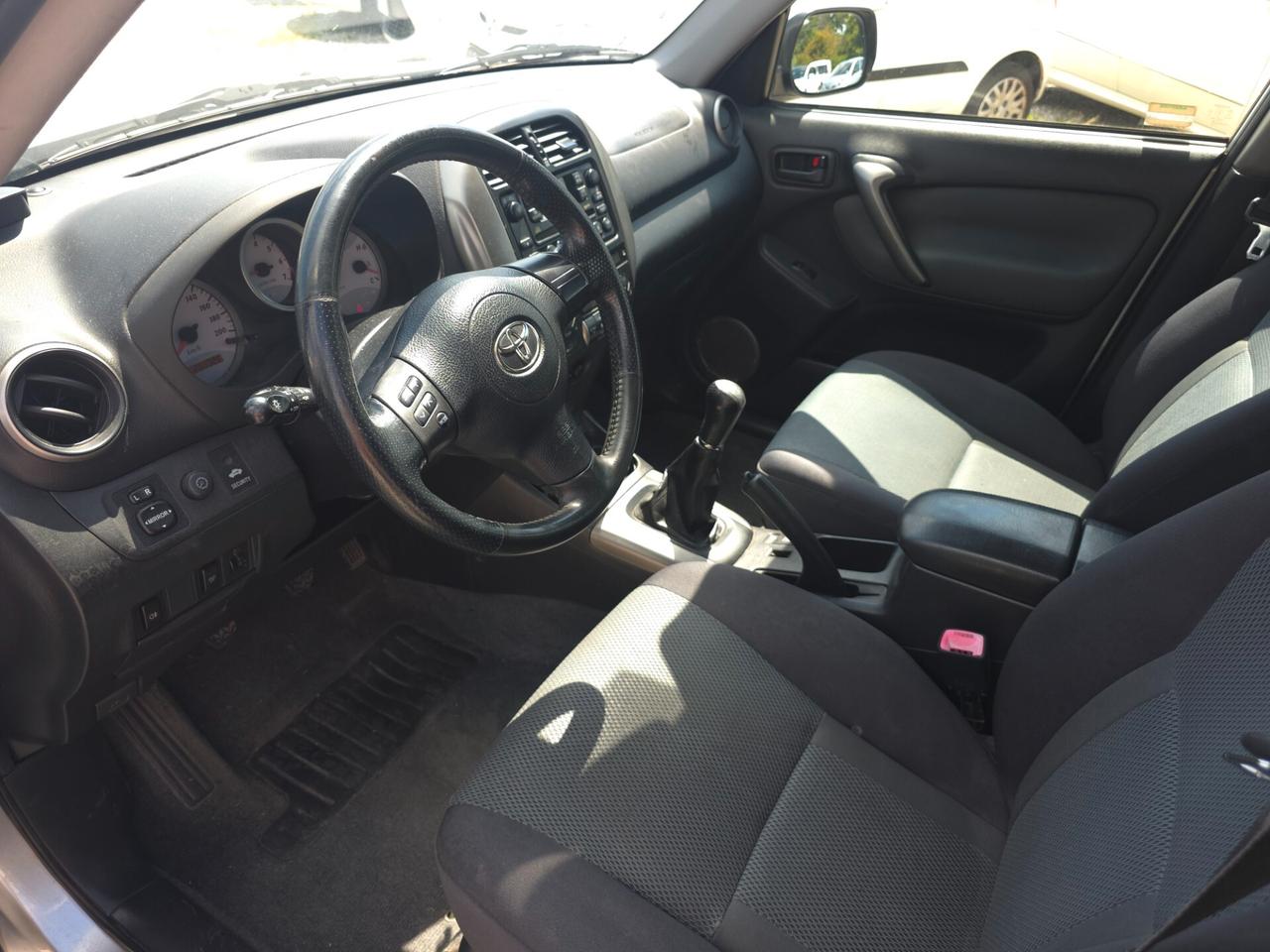 Toyota RAV 4 RAV4 2.0 Tdi D-4D cat 5 porte Sol