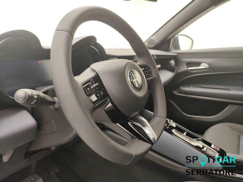 Alfa Romeo Junior 1.2 ibrida 145cv edct6