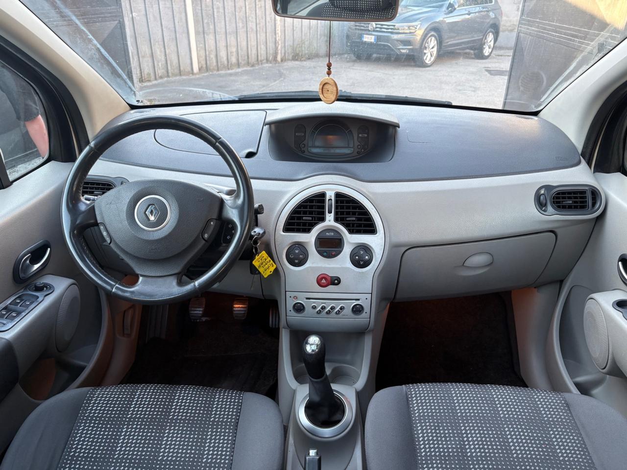 Renault Modus 1.2 66000km perta