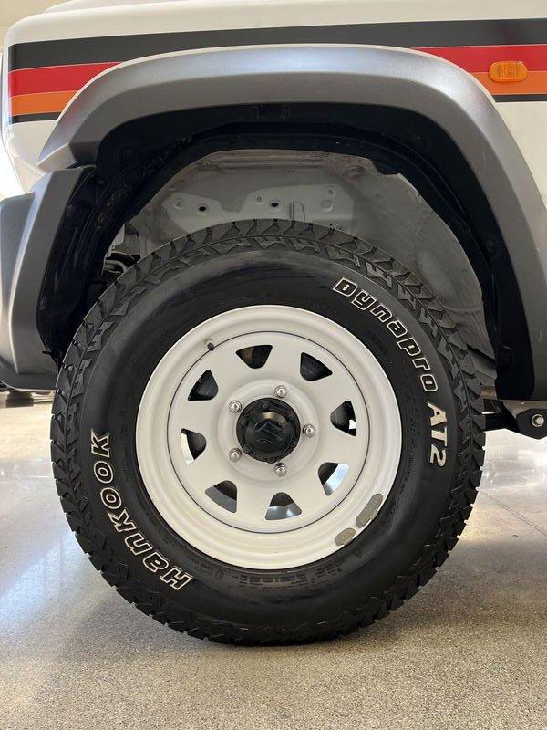 Suzuki Jimny 1.5 GPL 4 POSTI