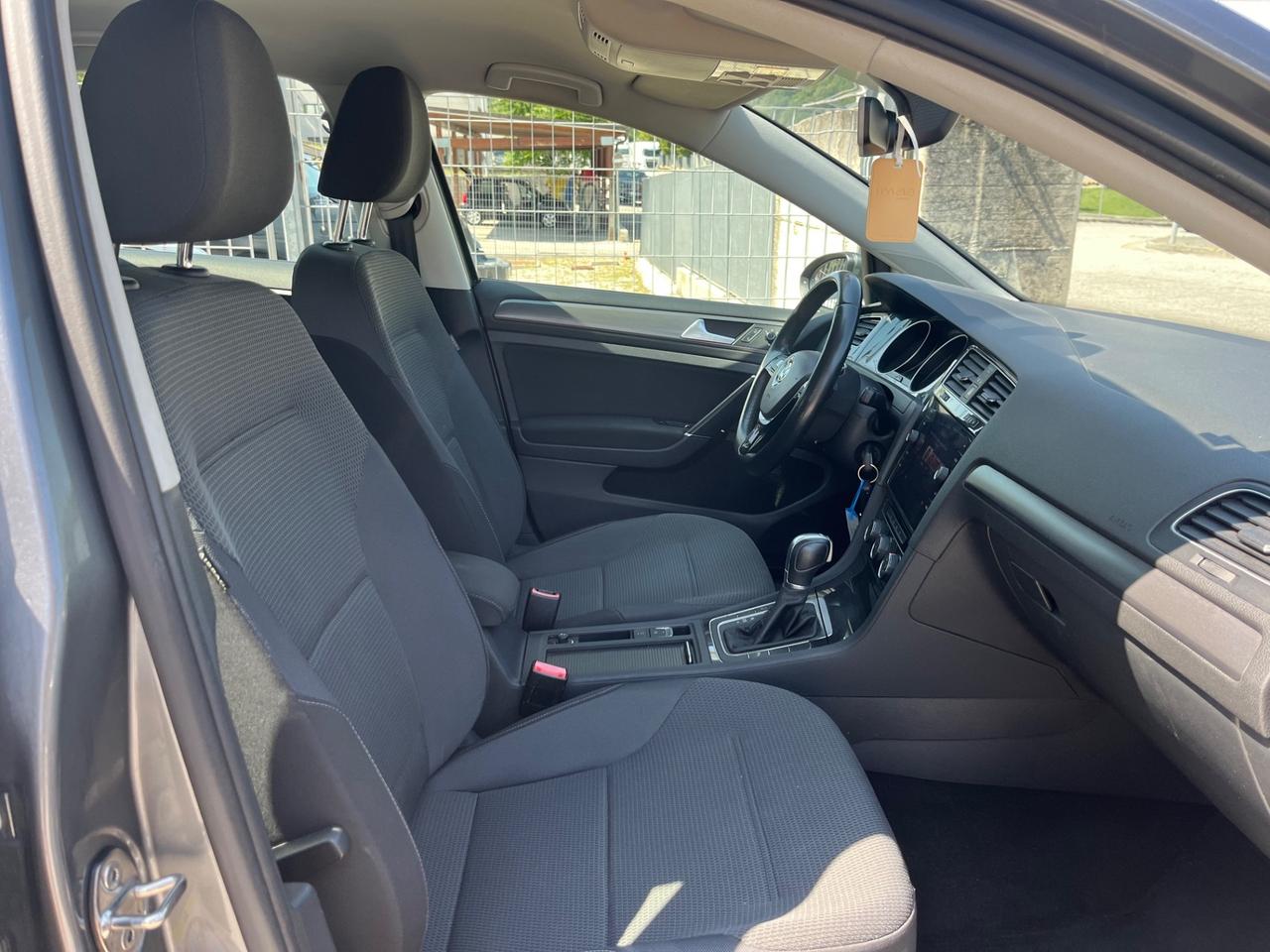 Volkswagen Golf 1.6 TDI 115 CV 5p. Business BlueMotion Technology