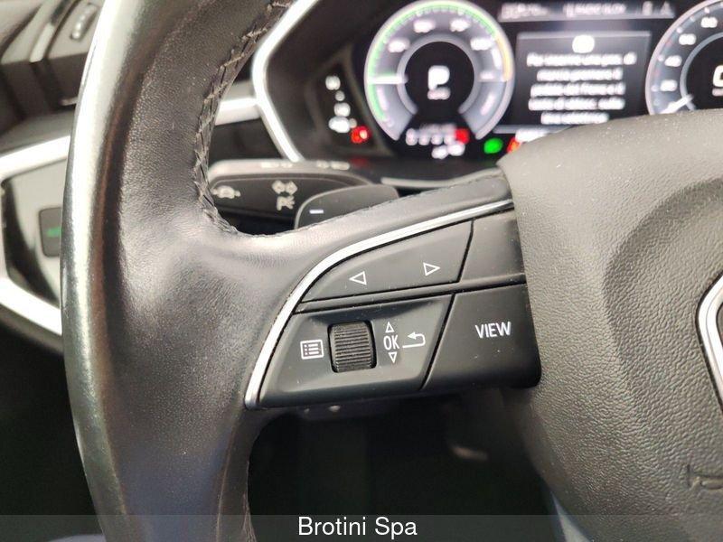 Audi Q3 Q3 45 TFSI e S tronic S line edition
