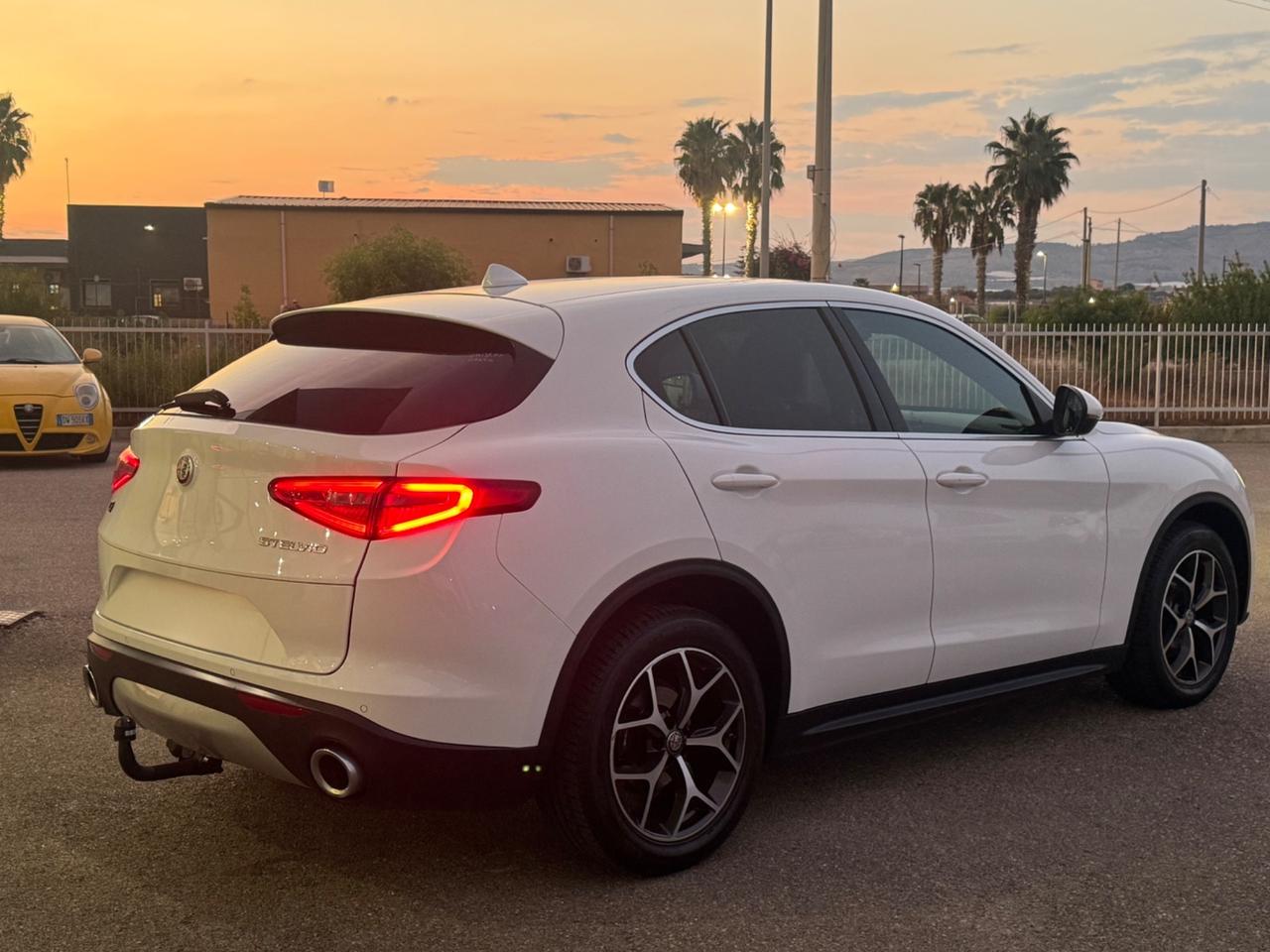 Alfa Romeo Stelvio 2.2 Turbodiesel 210 CV AT8 Q4 Super