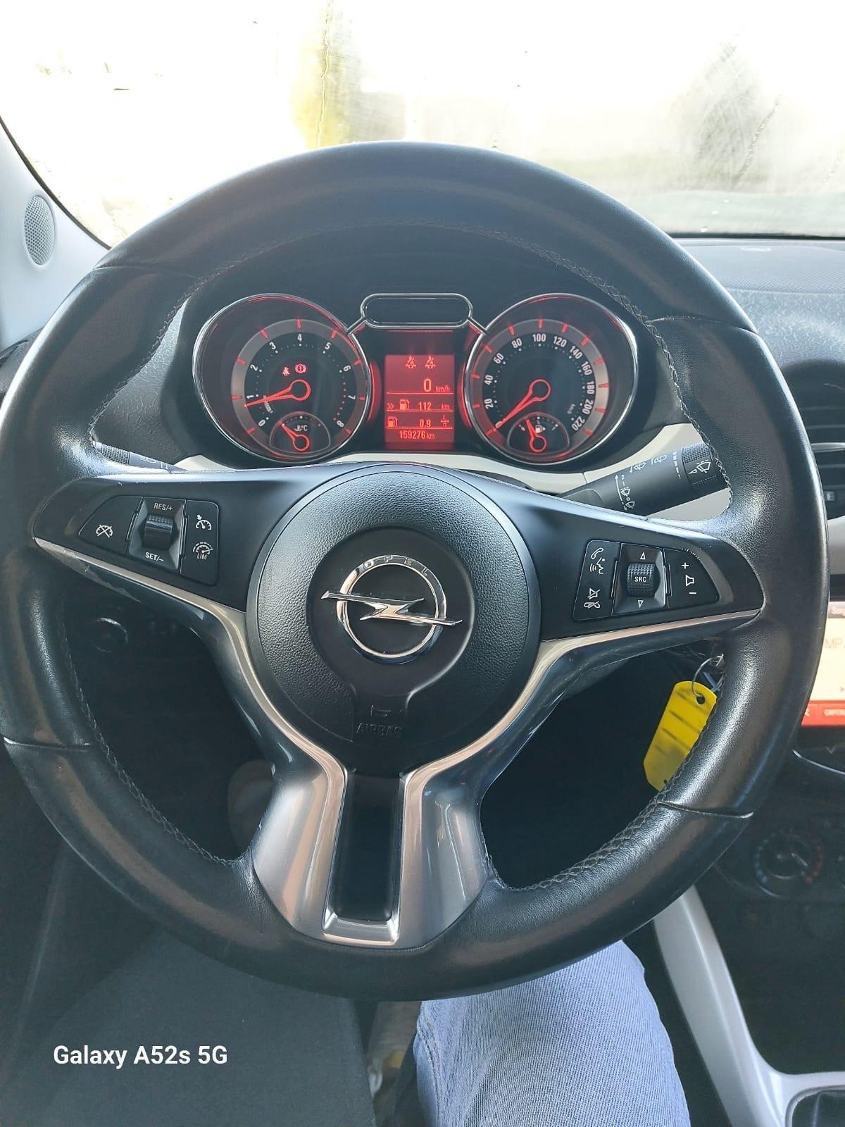 Opel Adam 1.2 70 CV NEOPATENTATI