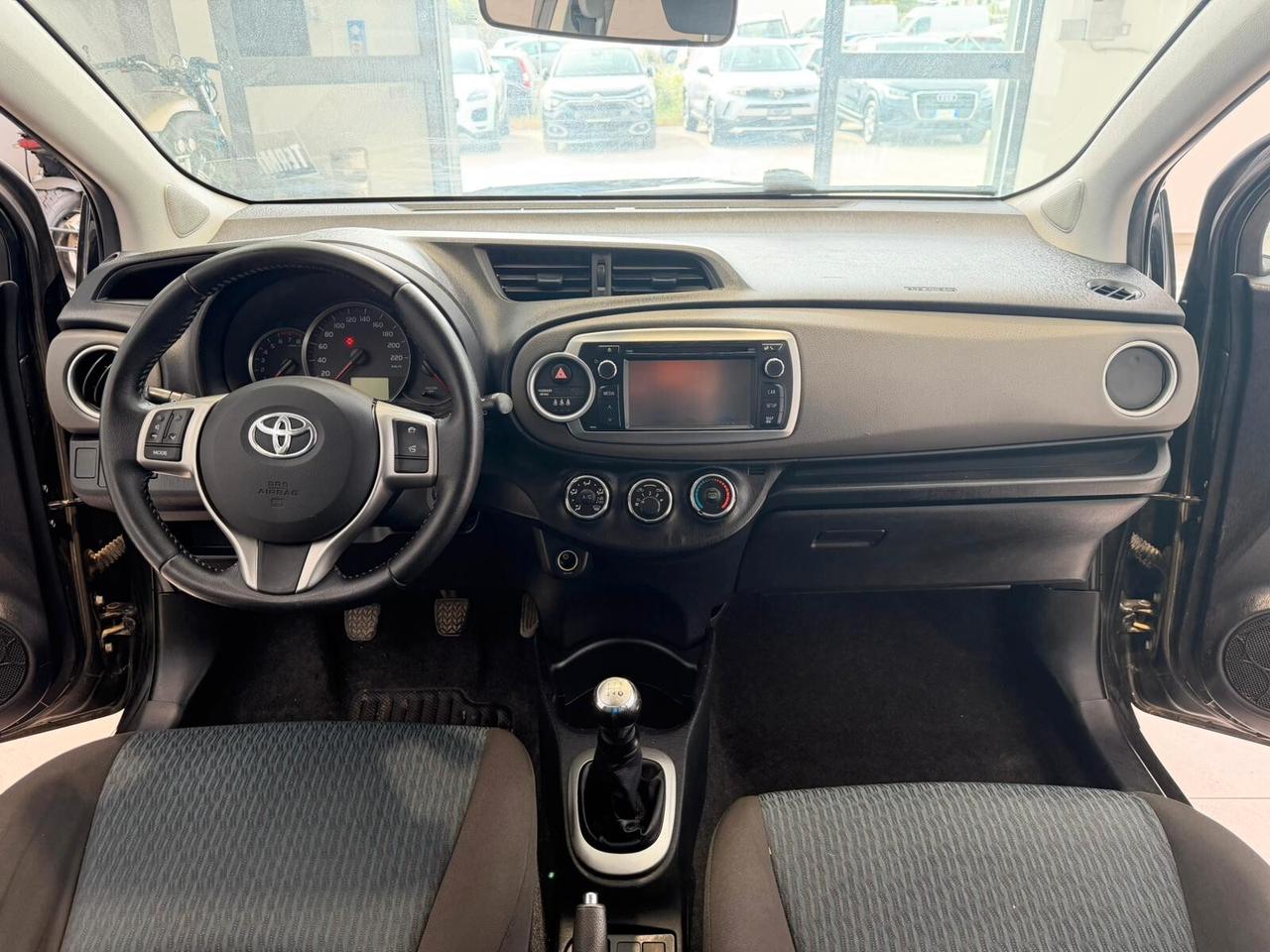 Toyota Yaris 1.0 5 porte Lounge