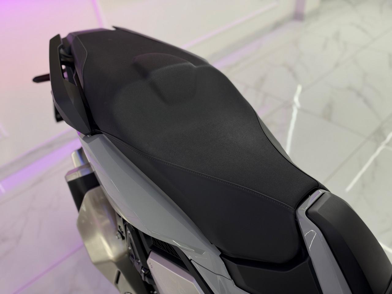 Honda X-ADV 750 DCT Special Color
