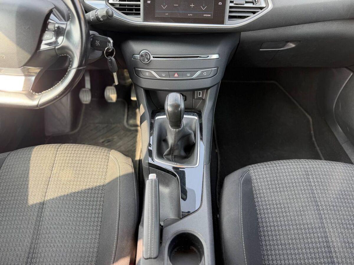 Peugeot 308 1.6 bluehdi Active s&s 100cv