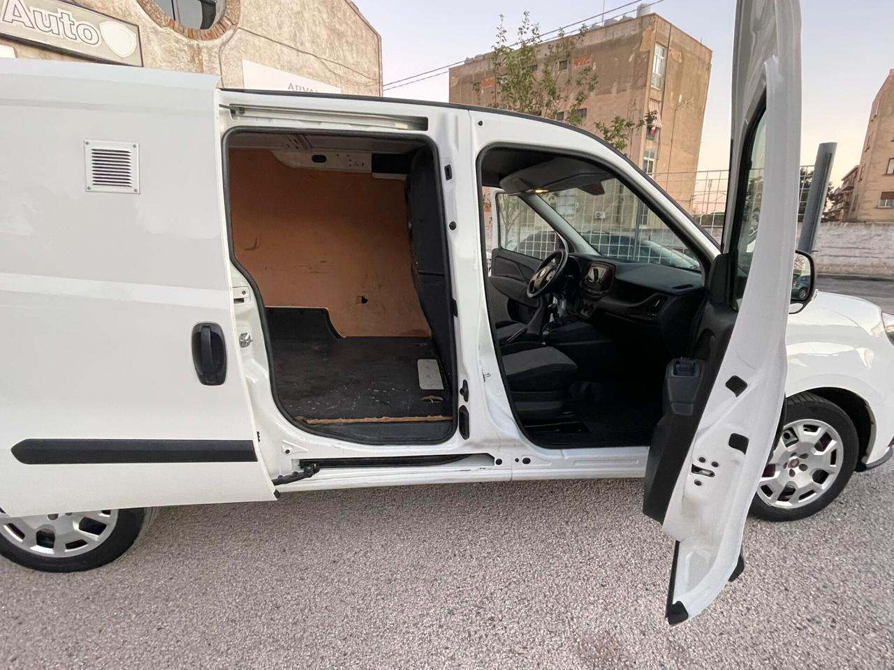 Fiat Doblo Cargo Maxi 1.6 MJ 105 CV