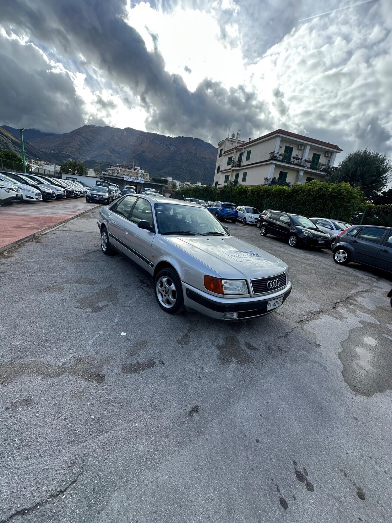 Audi 100 2.0 E cat