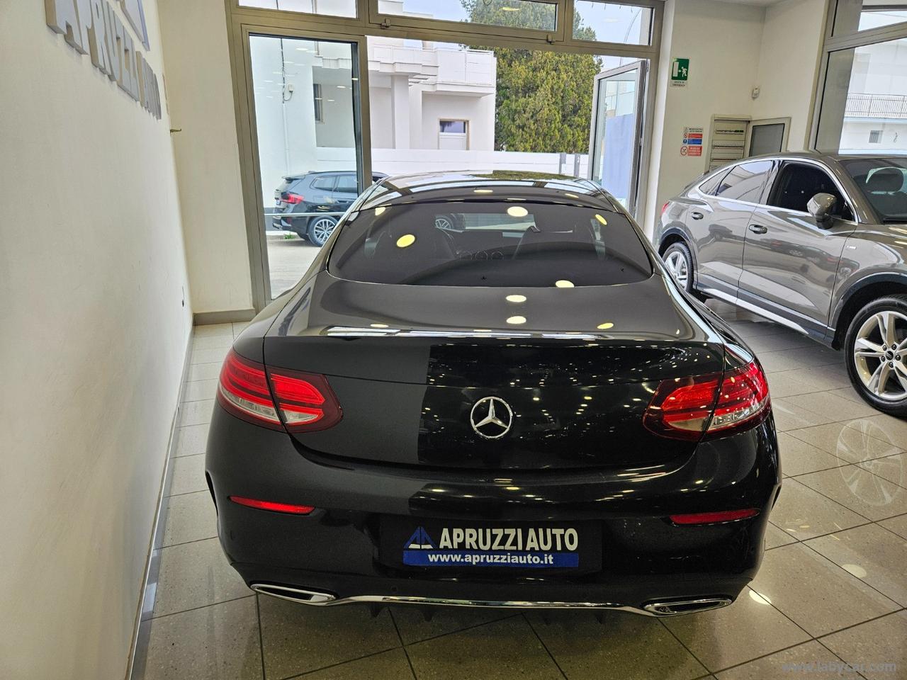 MERCEDES-BENZ C 220 d Auto 4Matic Coupé Premium