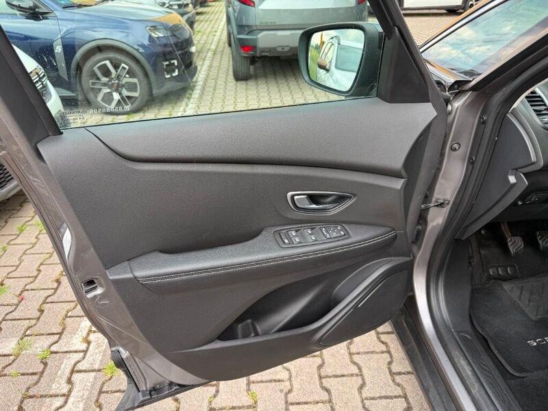 Renault Grand Scénic Blue dCi 120 CV Sport Edition2