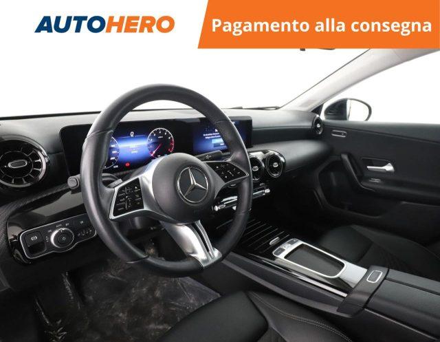 MERCEDES-BENZ A 180 Automatic Executive