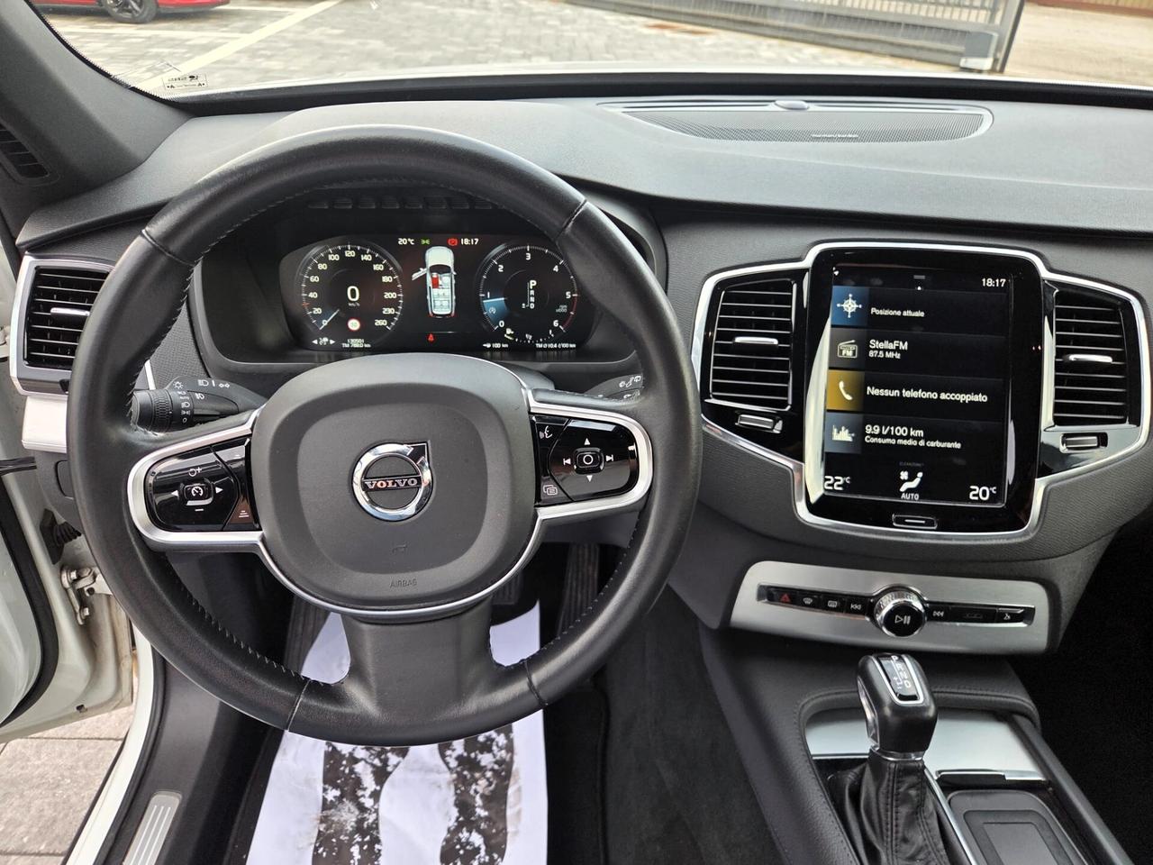 Volvo XC 90 XC90 D5 AWD Geartronic 7 posti Momentum
