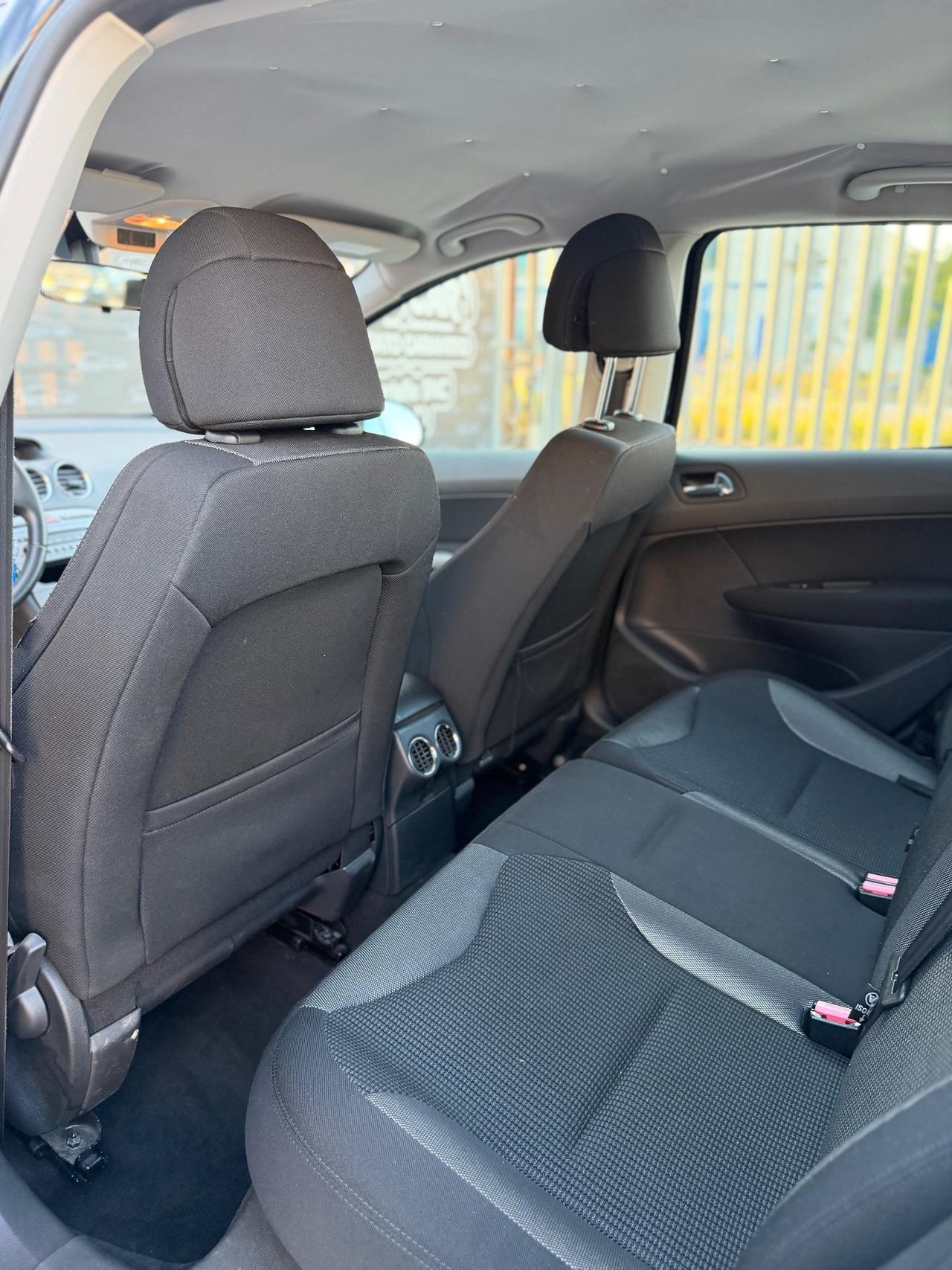 PEUGEOT 308 (anno 2008)
