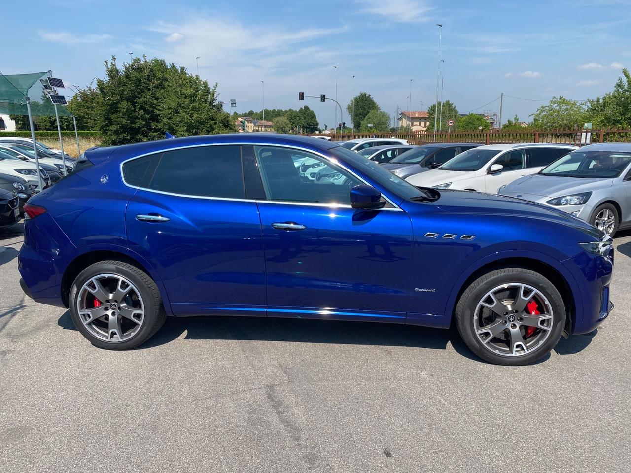 Maserati Levante Q4 3.0 350 CV V6 AWD Gransport