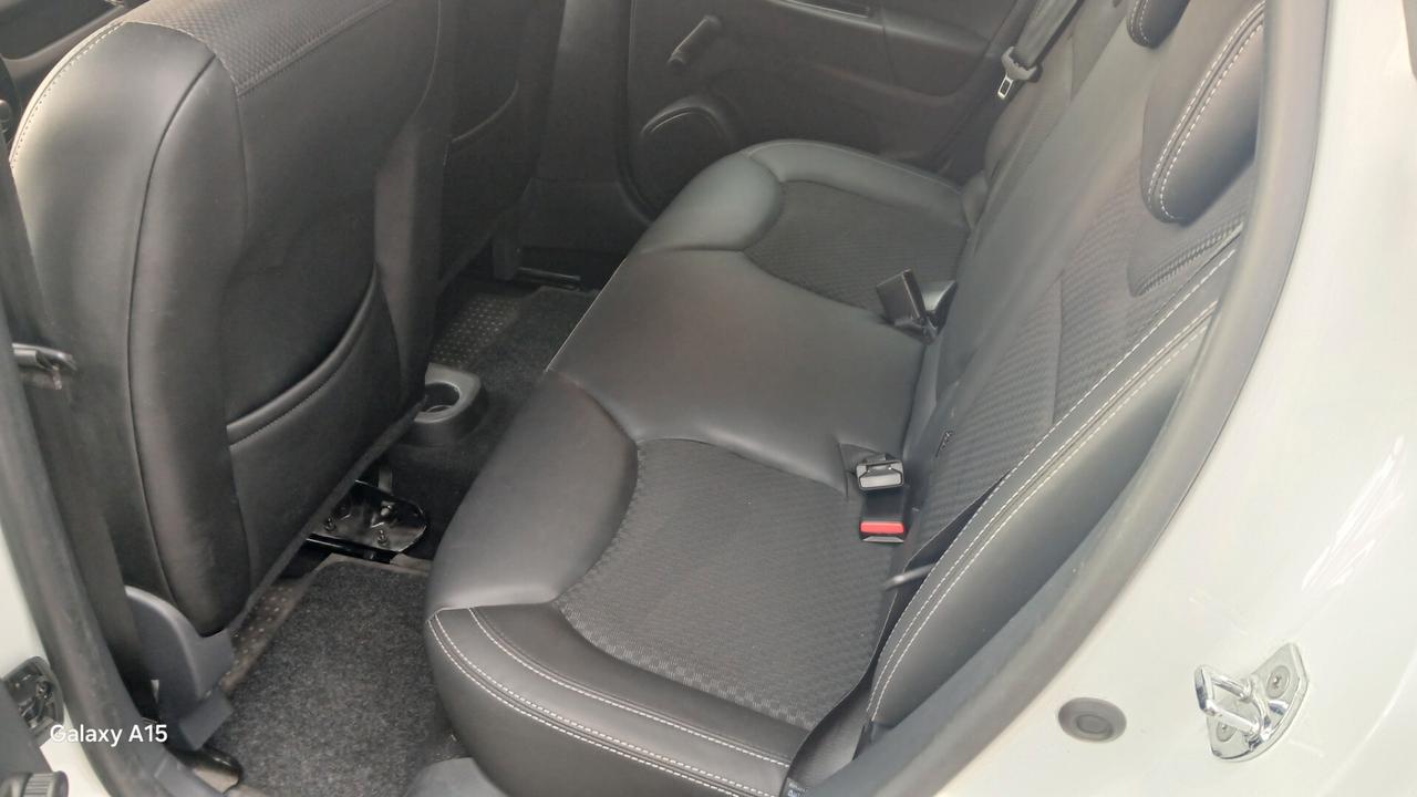 Renault Clio TCe 12V 90 CV GPL MOSCHINO INTENSE