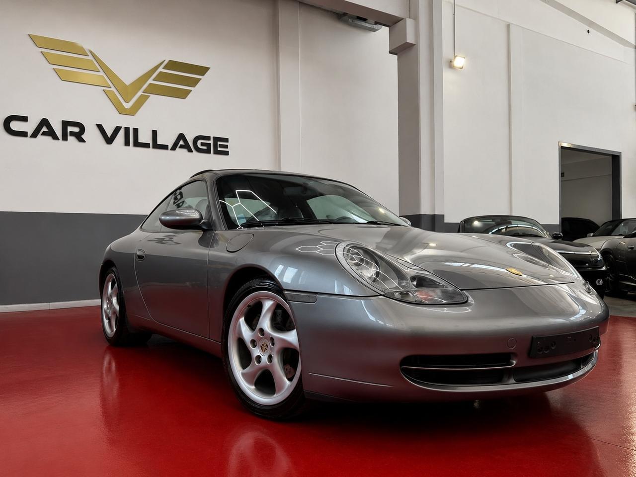 Porsche 911 Carrera cat