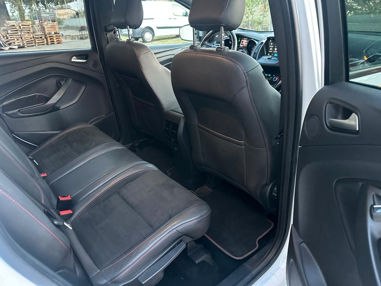Ford Kuga 1.5 EcoBoost 150 CV S&S 2WD ST-Line
