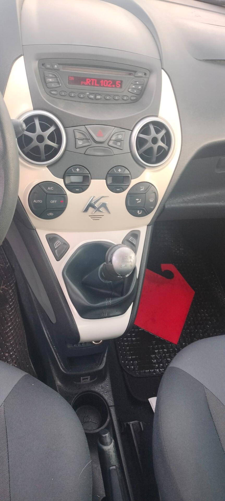 Ford Ka 1.3 TDCi 75CV Titanium