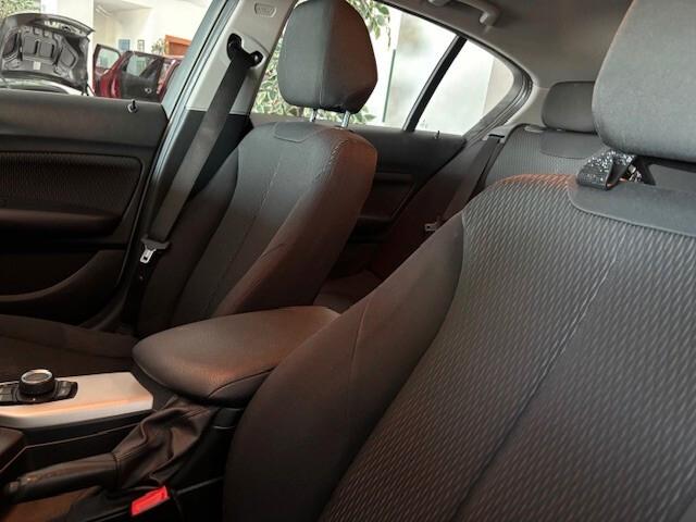 Bmw 114 114i 5p. Sport