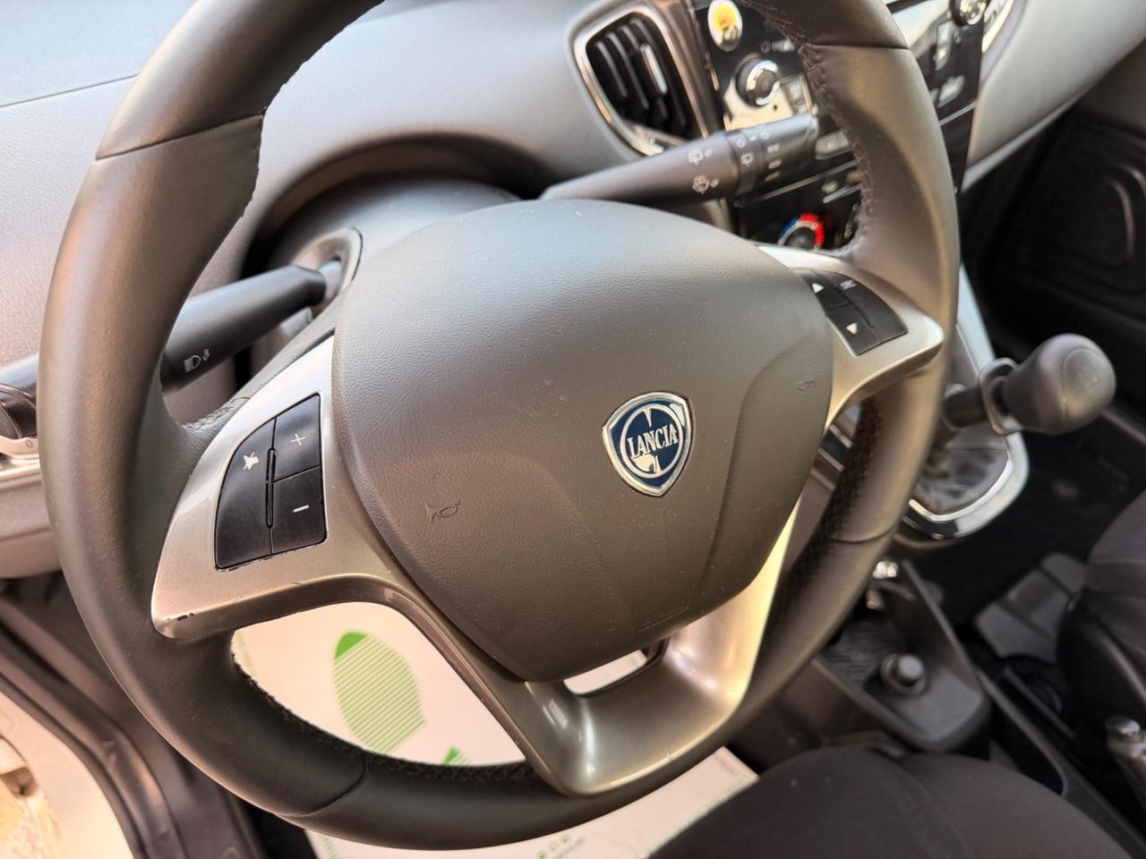 Lancia Ypsilon 0.9 TwinAir 85Cv Metano Ecochic Gold