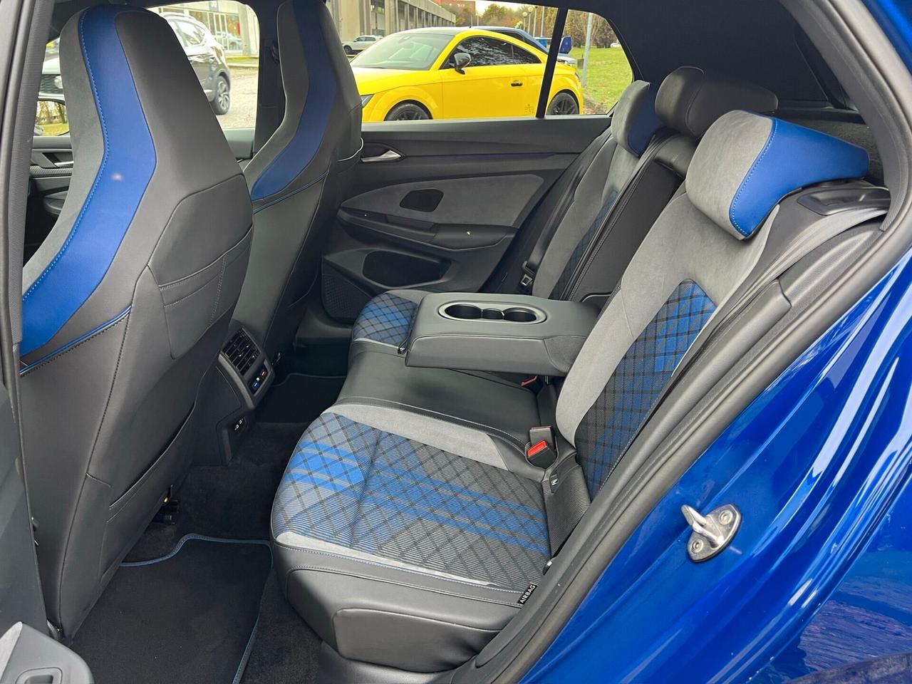 Volkswagen Golf 8R 320CV IVA ESPOSTA