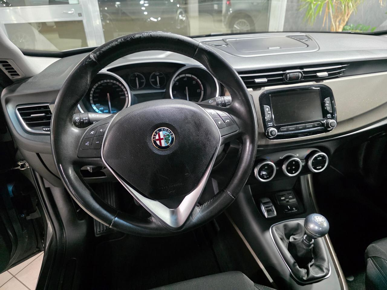 Alfa Romeo Giulietta 1.6 JTDm-2 105 CV Distinctive