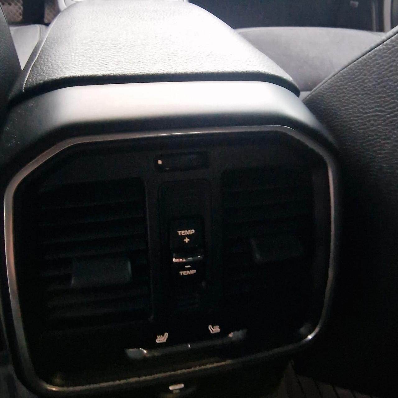 Porsche Macan I 2014 2.0 252cv pdk DA VETRIUNA