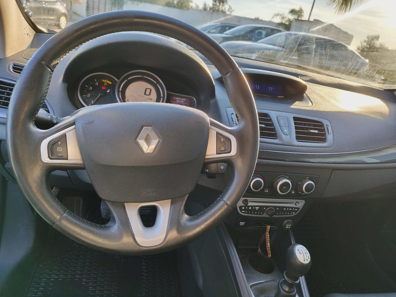 Renault Mégane 1.5 dCi 110CV Attractive Autocarro - 2011