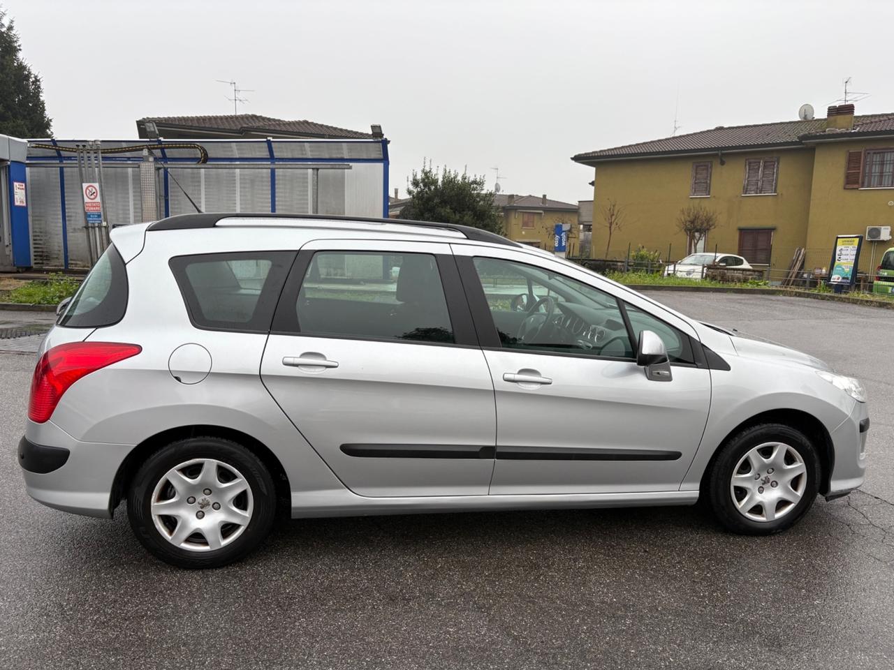 Peugeot 308 1.4 VTi 98CV SW Premium