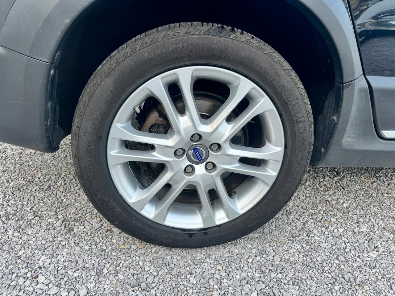Volvo XC 70 XC70 D5 AWD Geartronic Momentum