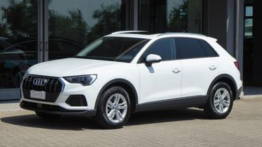 AUDI Q3 35 TFSI mhev S-Tronic Business