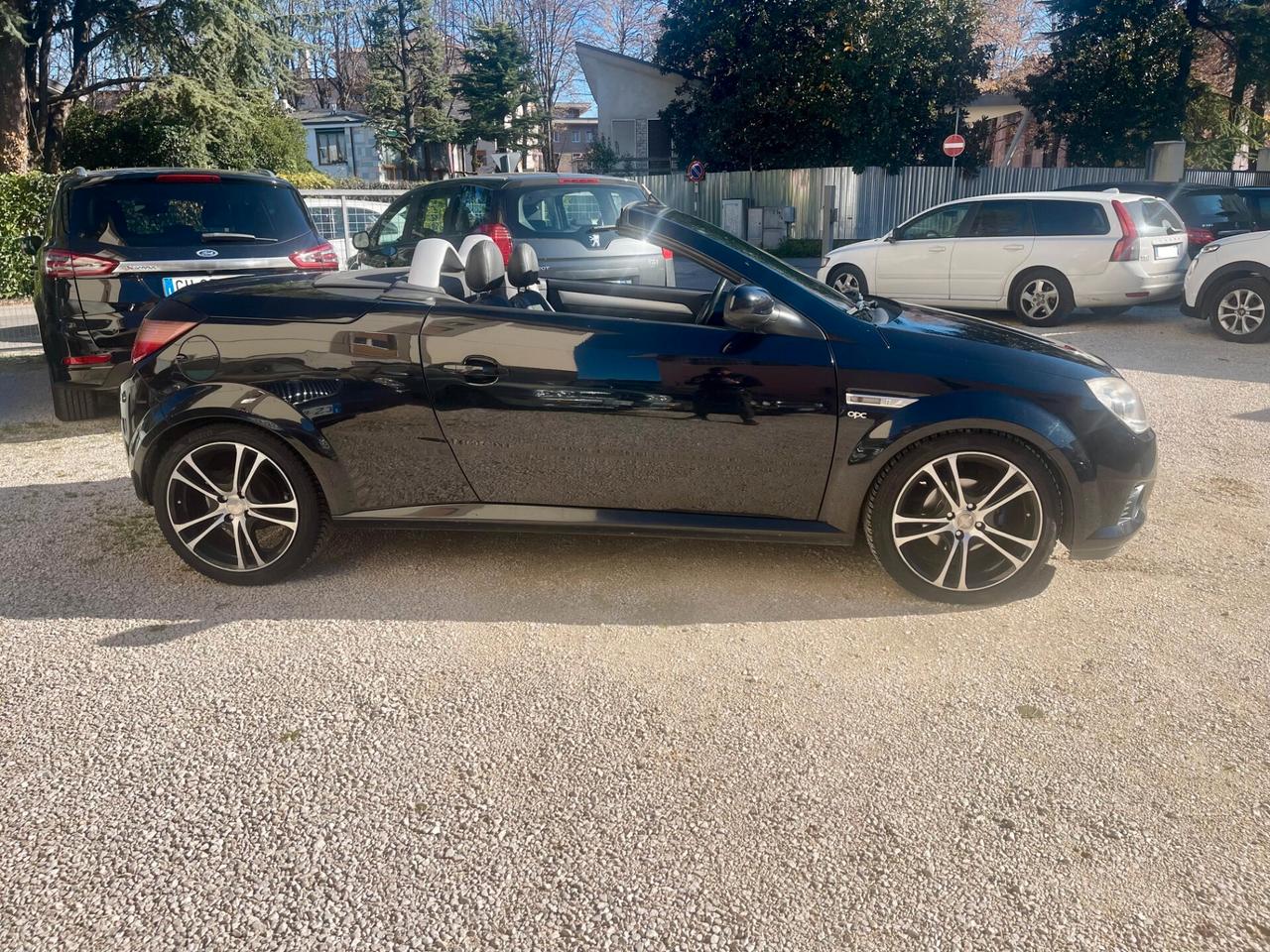 Opel Tigra CABRIO TwinTop 1.3 CDTI Sport