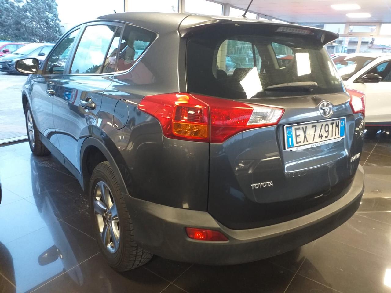 Toyota RAV 4 RAV4 2.0 D-4D 2WD Style